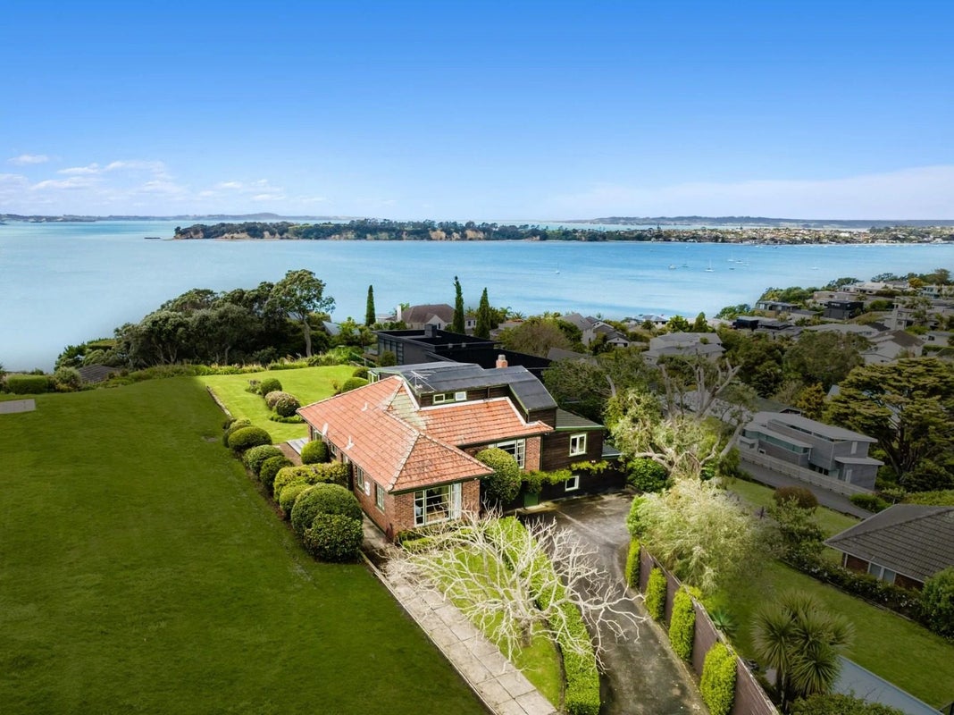 529 Riddell Road, Glendowie, Auckland - Carousel 2