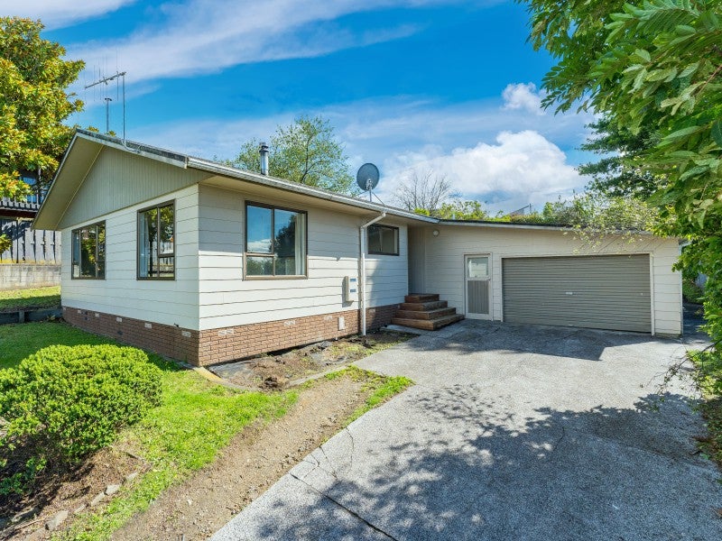 8 Mohi Place, Nukuhau, Taupo - Carousel 1