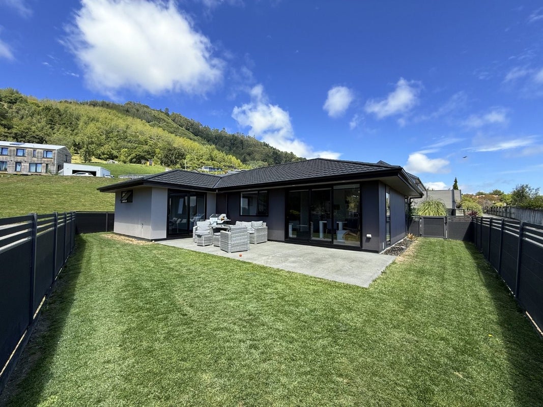 2 Crathie Place, Nelson South, Nelson - Carousel 1