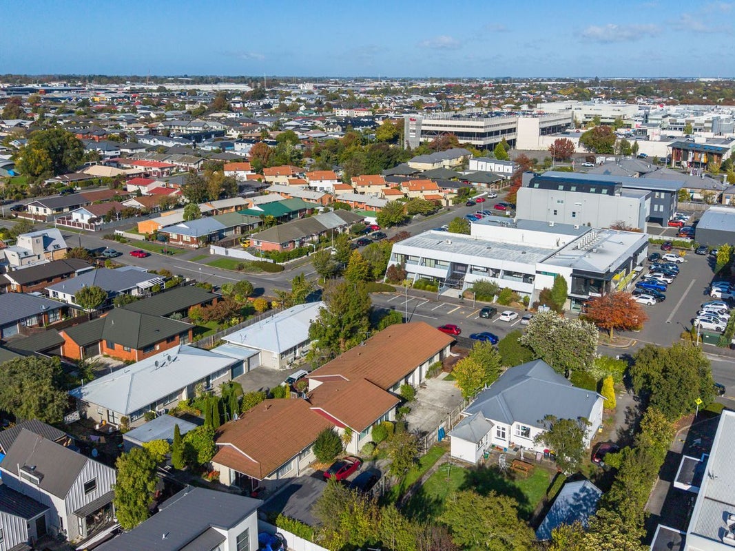 2/104 Picton Avenue, Riccarton, Christchurch - Carousel 24