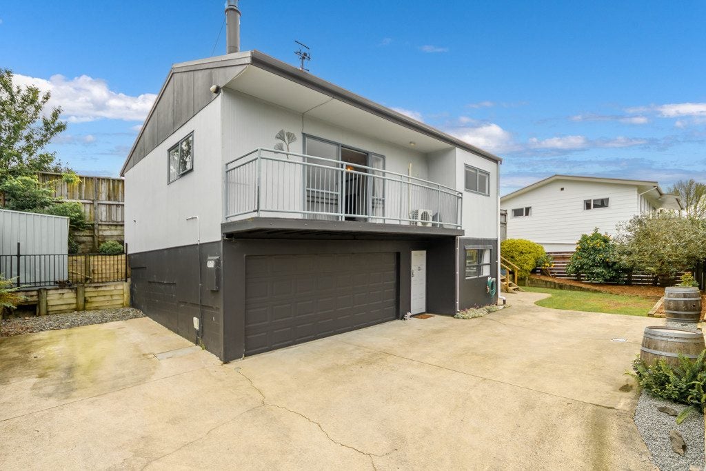 6B Ranginui Road, Welcome Bay, Tauranga - Carousel 2