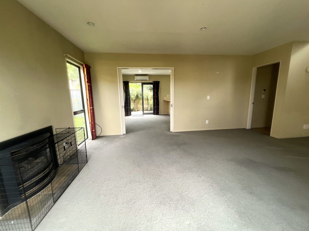 37A Waverton Terrace, Churton Park, Wellington - Carousel 2