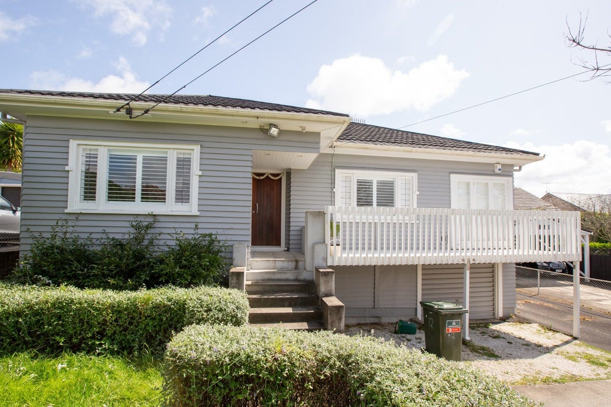 12 Kawau Road, Greenlane, Auckland - Carousel 1