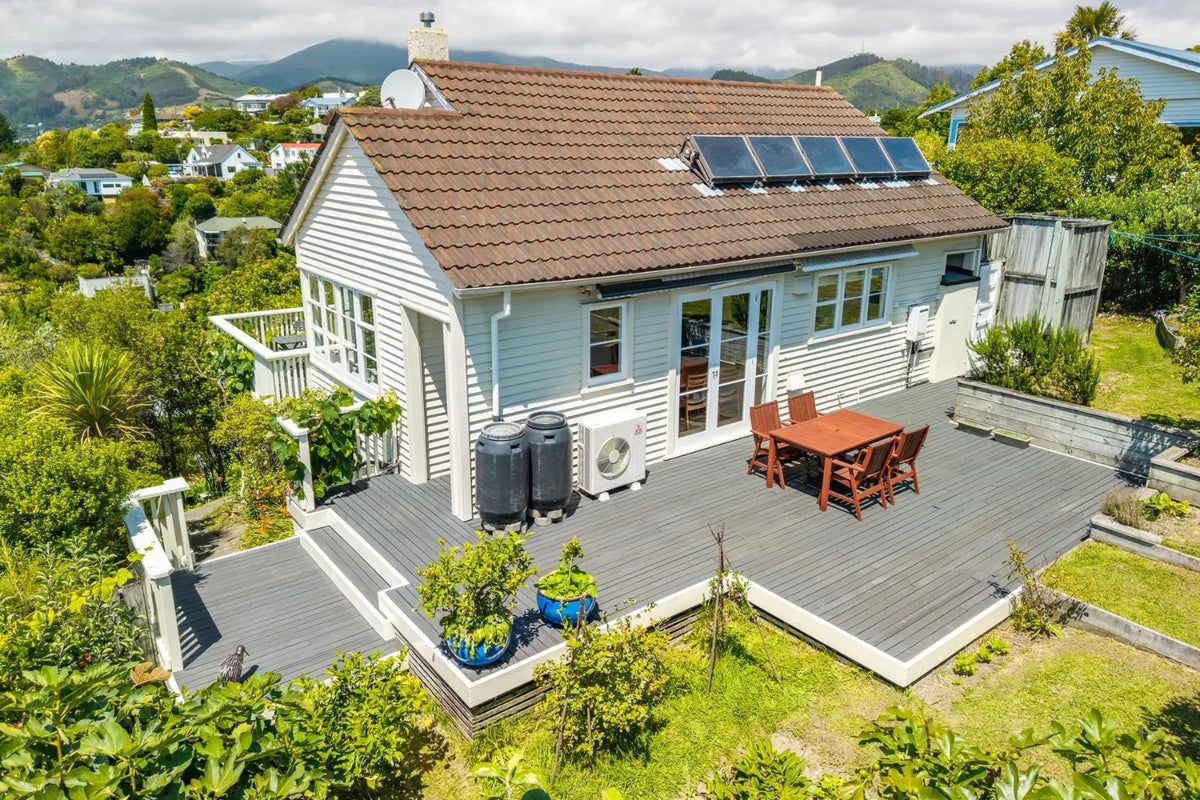 55 Beachville Crescent, Beachville, Nelson - Carousel 2
