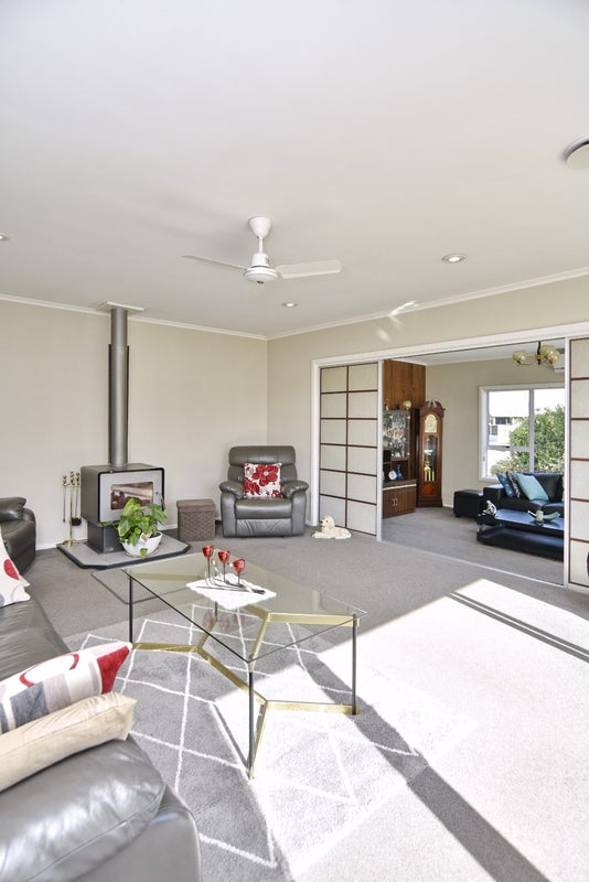 30 Wychwood Crescent, Bishopdale, Christchurch - Carousel 29