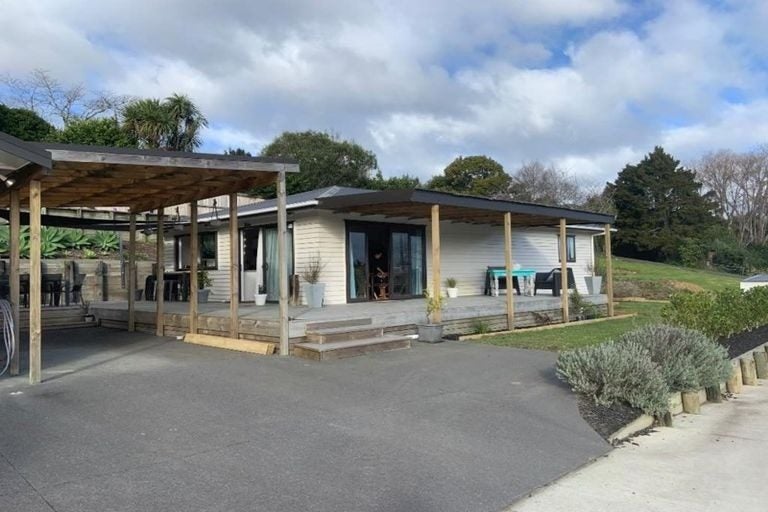 7 Soldier Way, Parahaki, Whangarei - Carousel 1