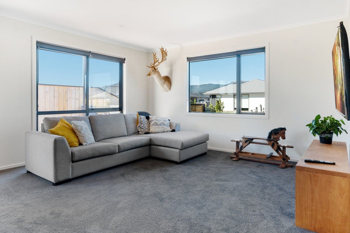 25 Midlane Crescent, Appleby, Richmond - Carousel 2