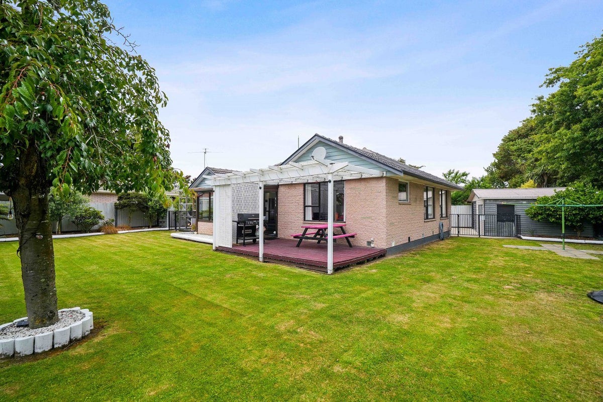 13 Parker Street, Hornby, Christchurch - Carousel 1