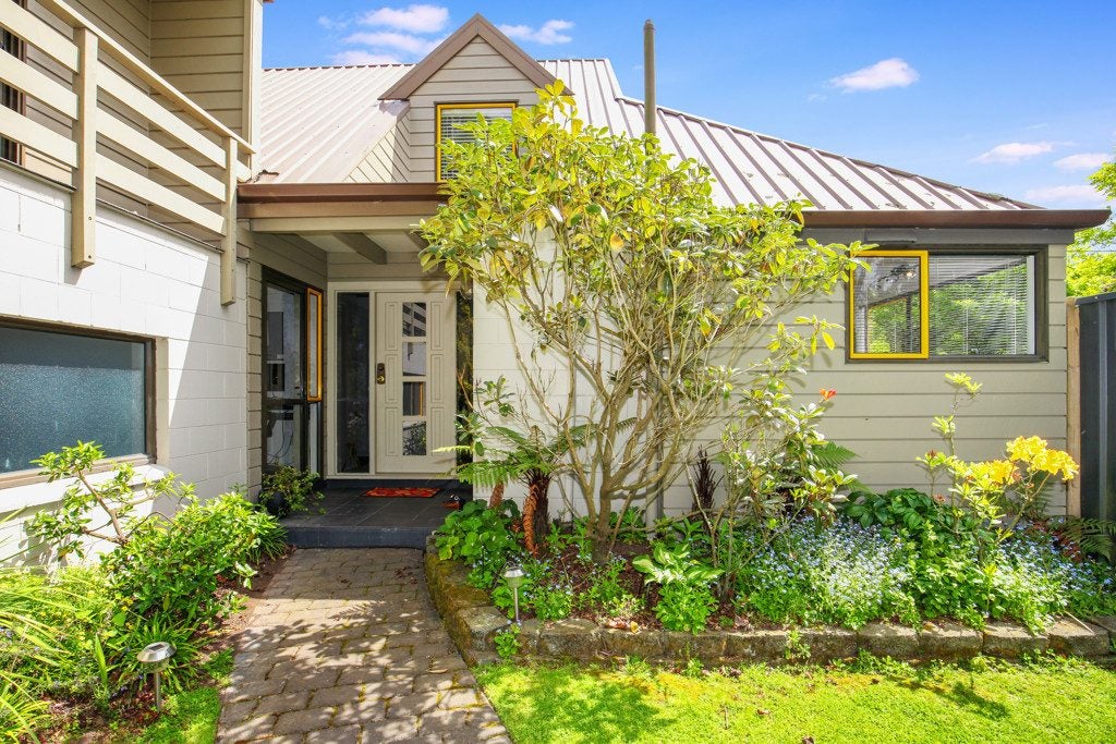 28 Harkness Place, Avonhead, Christchurch - Carousel 2