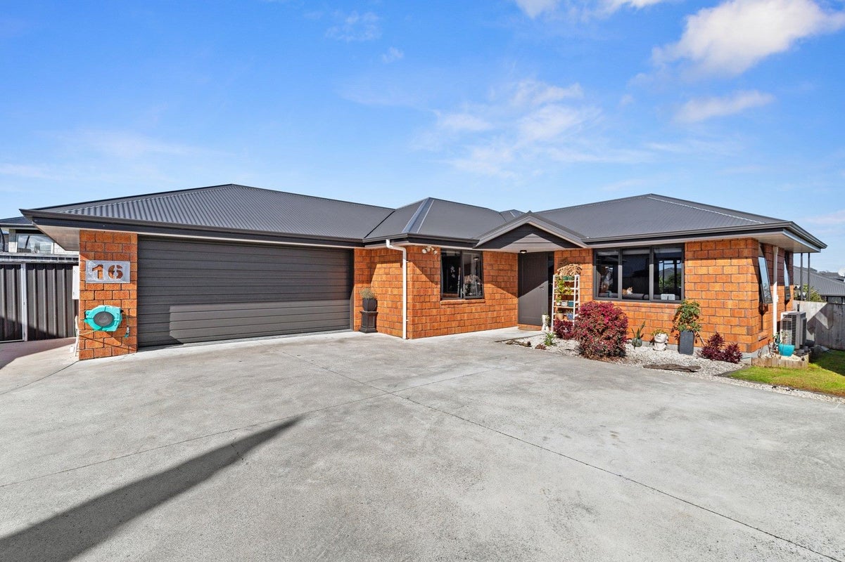 16 Evergreen Rise, Grandview Heights, Hamilton - Carousel 1