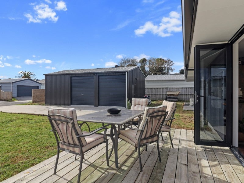 17 Sandleigh Drive, Athenree, Katikati - Carousel 2
