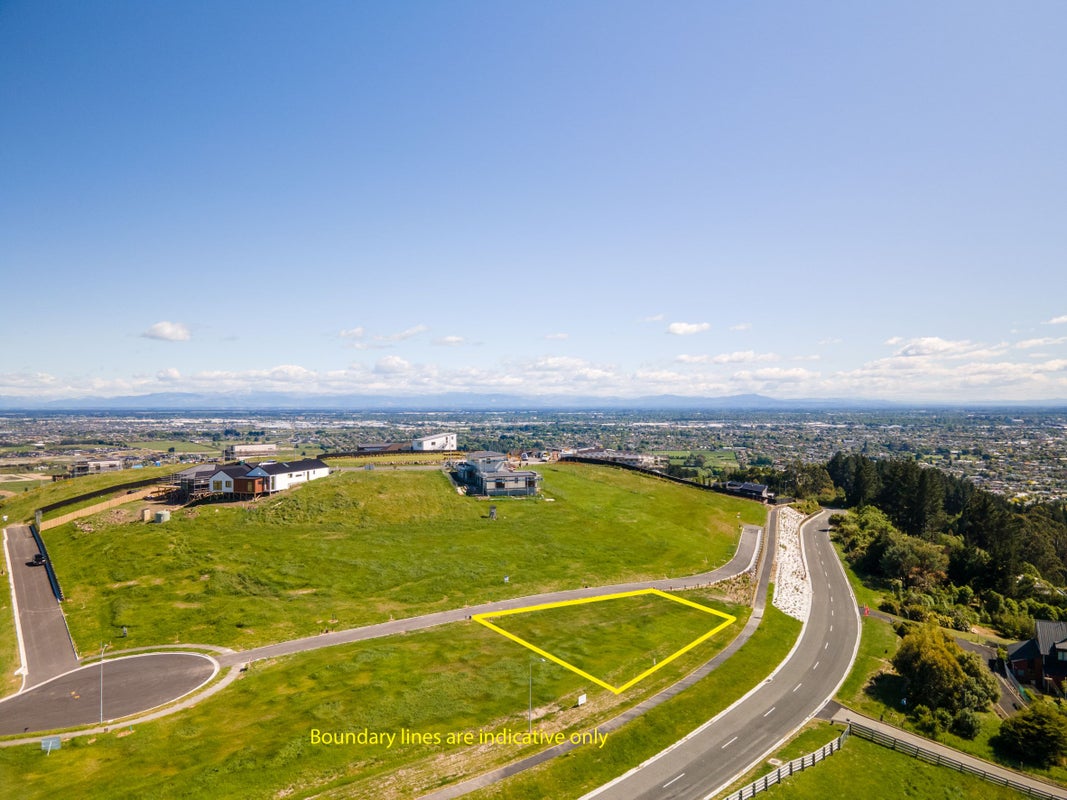 12 Eaglesfield Close, Westmorland, Christchurch - Carousel 1