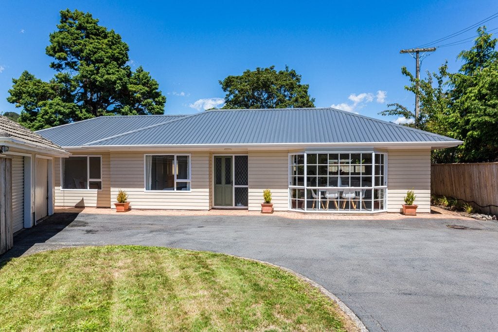 1070A Fergusson Drive, Clouston Park, Upper Hutt - Carousel 19