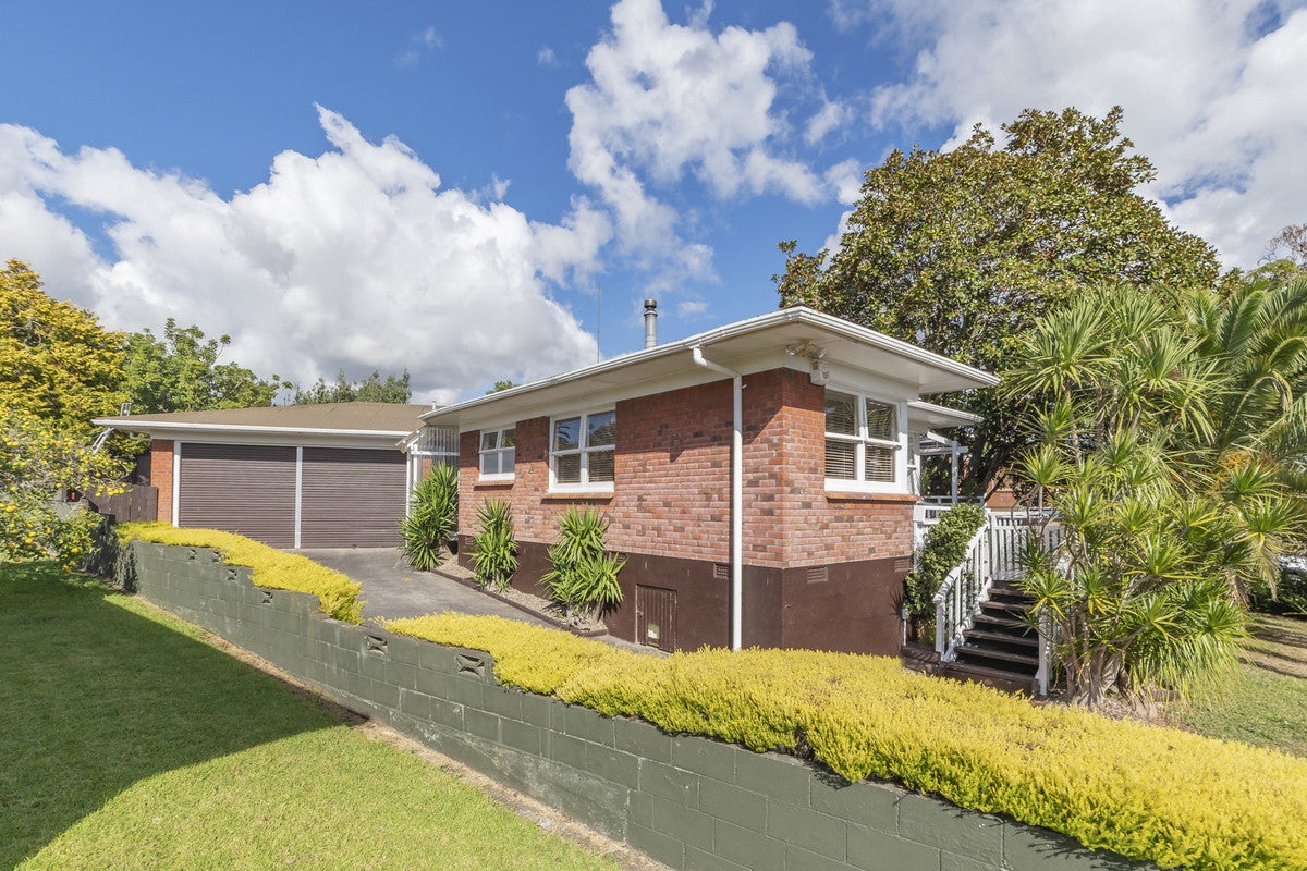 17 Mack Place, Red Hill, Papakura - Carousel 1