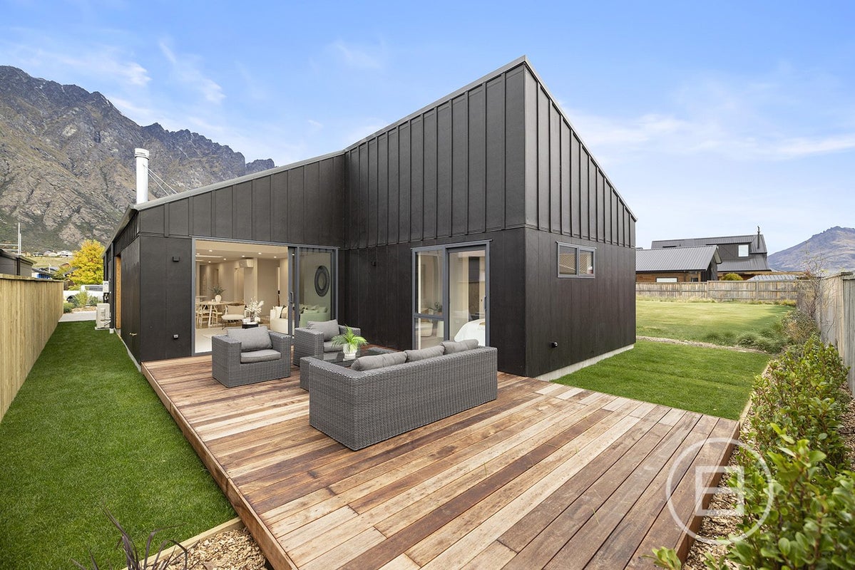 22 Bale Road, Jacks Point, Queenstown - Carousel 2