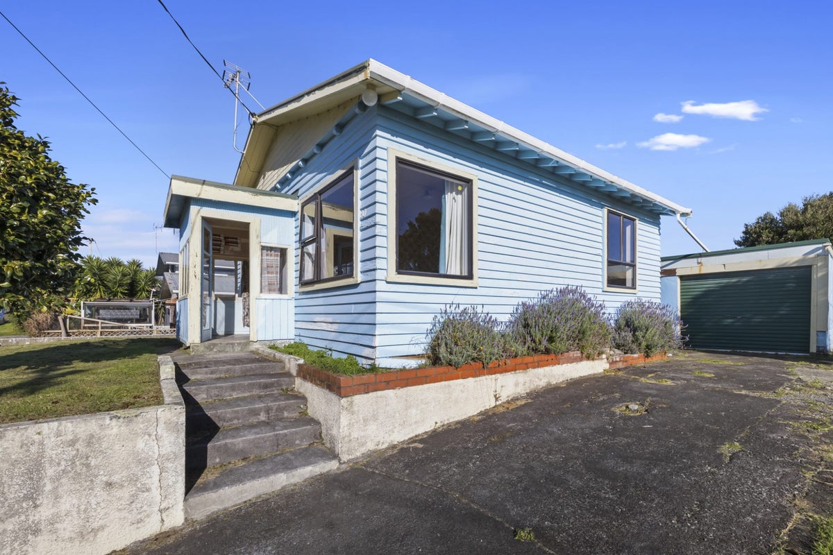 80 Pioneer Road, Moturoa, New Plymouth - Carousel 2