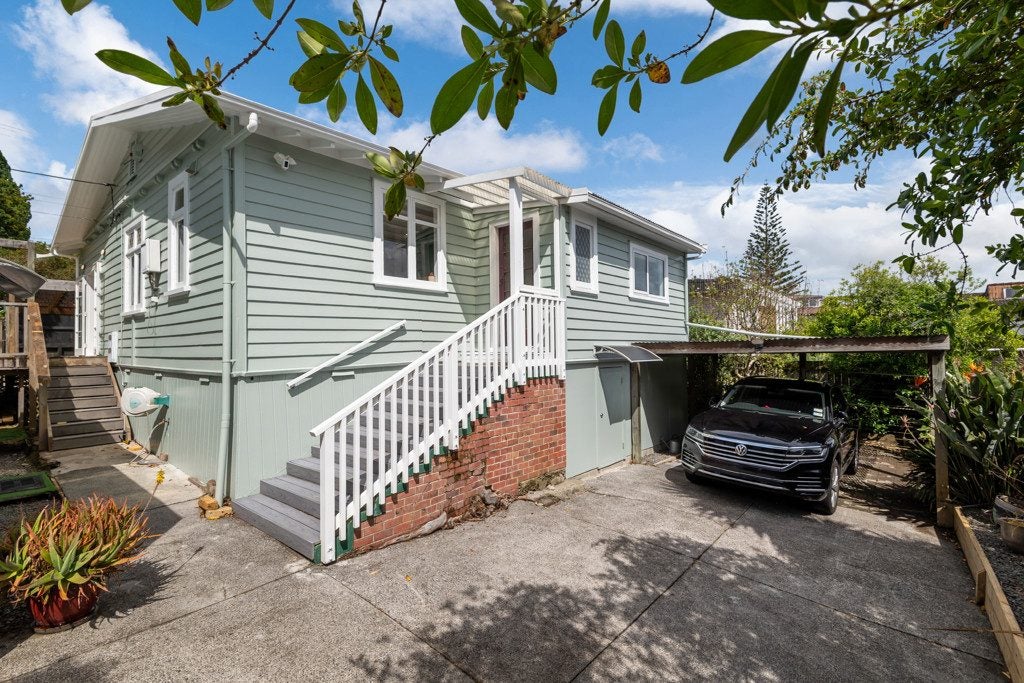 1/63 Miro Street, New Lynn, Auckland - Carousel 1
