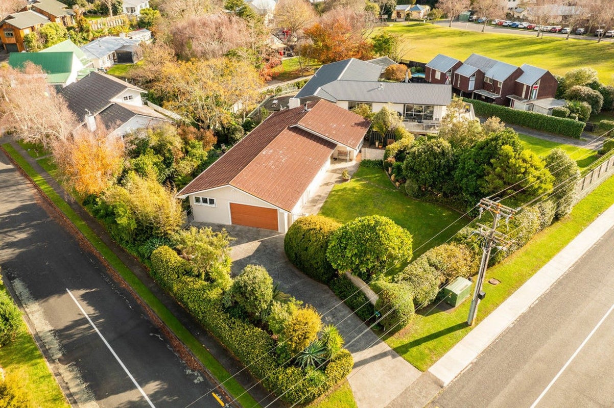 63 Parkes Avenue, Saint Johns Hill, Whanganui - Carousel 2