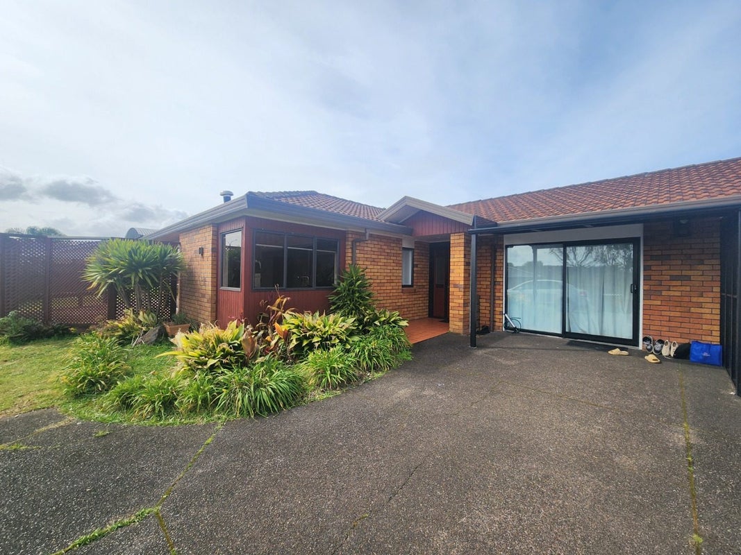 12 Larkspur Court, The Gardens, Auckland - Carousel 1