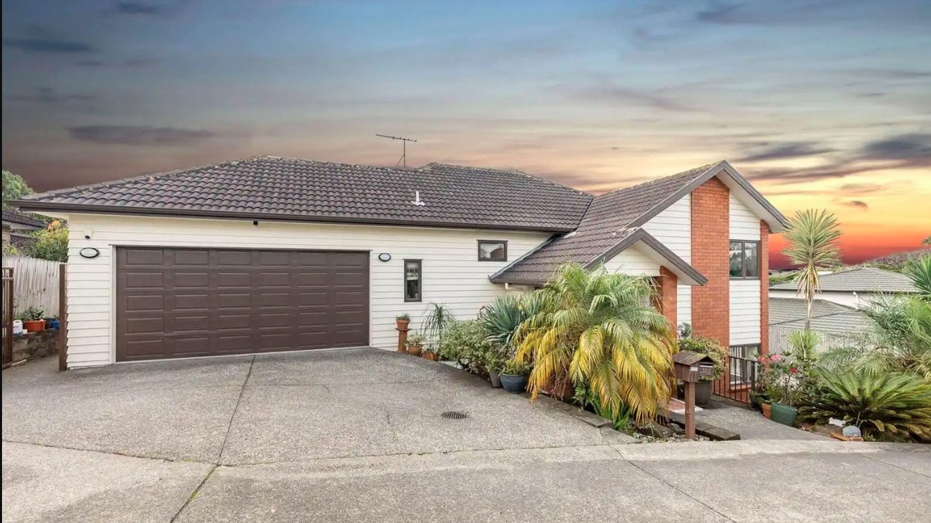 27B Willerton Avenue, New Lynn, Auckland - Carousel 1