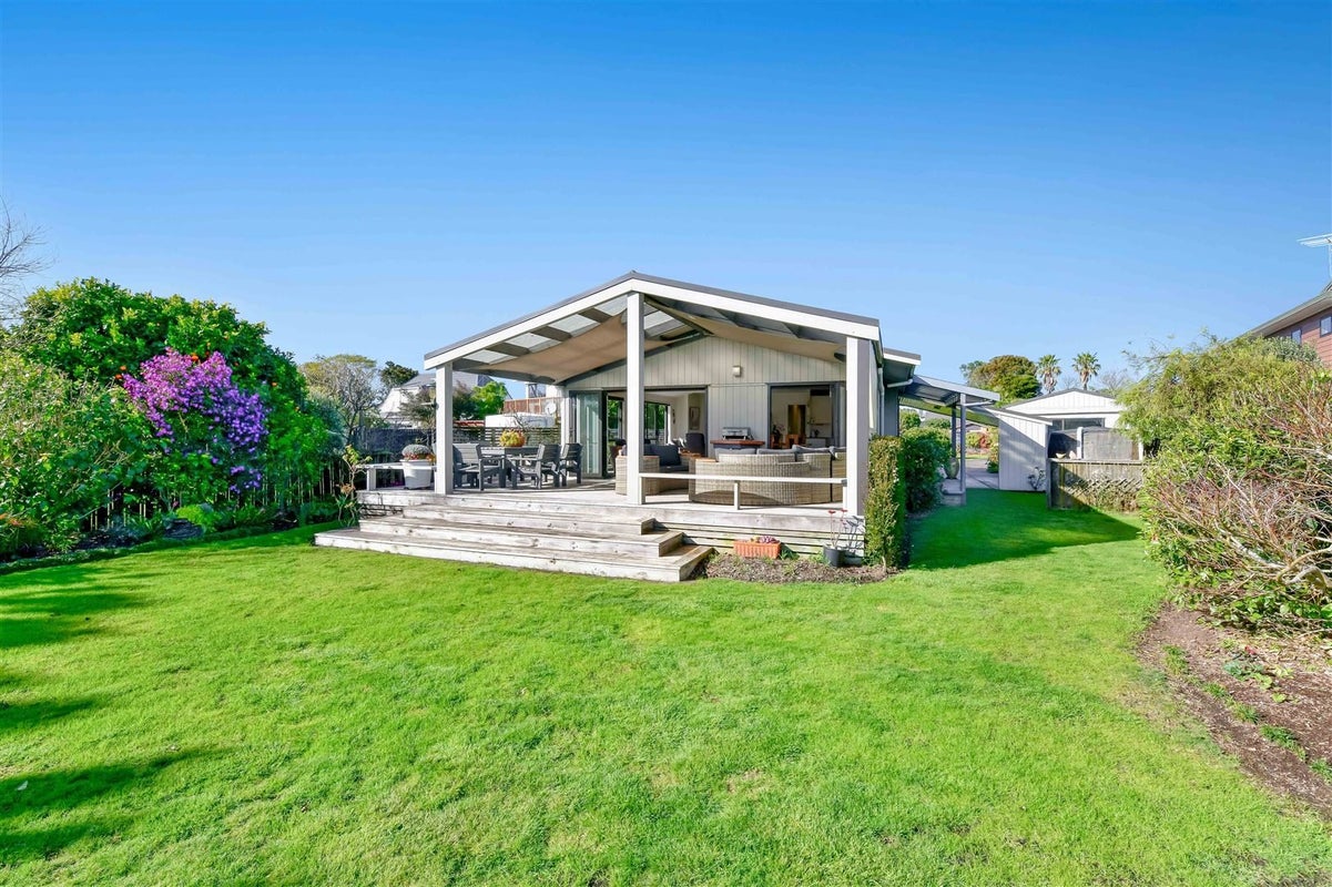 7 Waimanu Place, Warkworth - Carousel 1