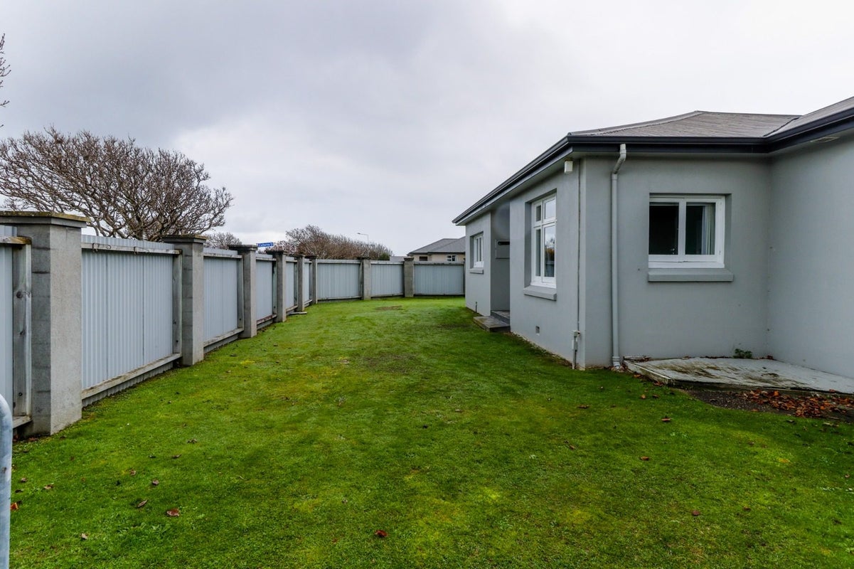 20 Salford Street, Windsor, Invercargill - Carousel 10