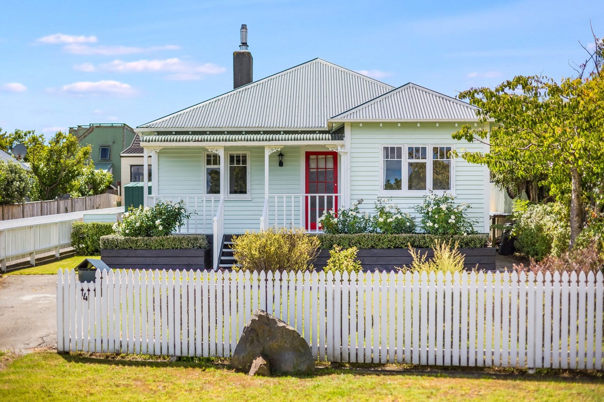 4B Bay Drive, Titahi Bay, Porirua - Carousel 29