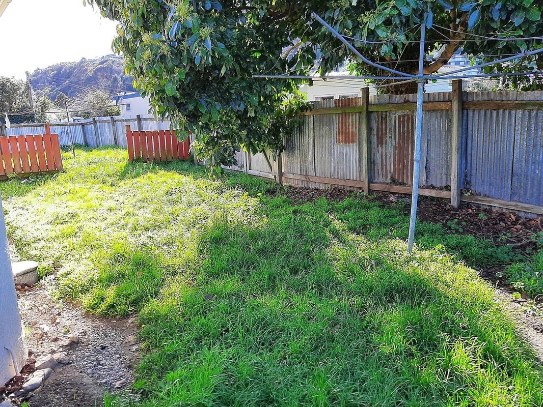 18 North Road, The Wood, Nelson - Carousel 2