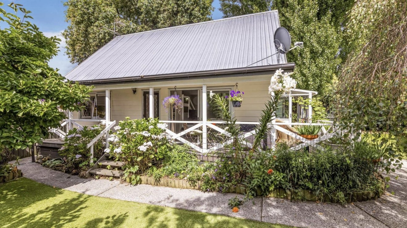 3/24 Frances Street, Manurewa, Auckland - Carousel 1