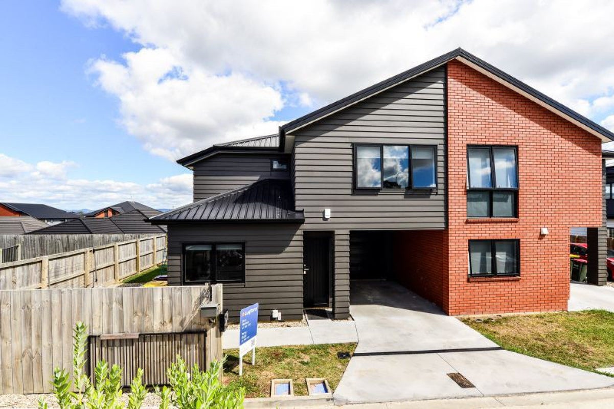 9D North Ridge Drive, Rototuna North, Hamilton - Carousel 1
