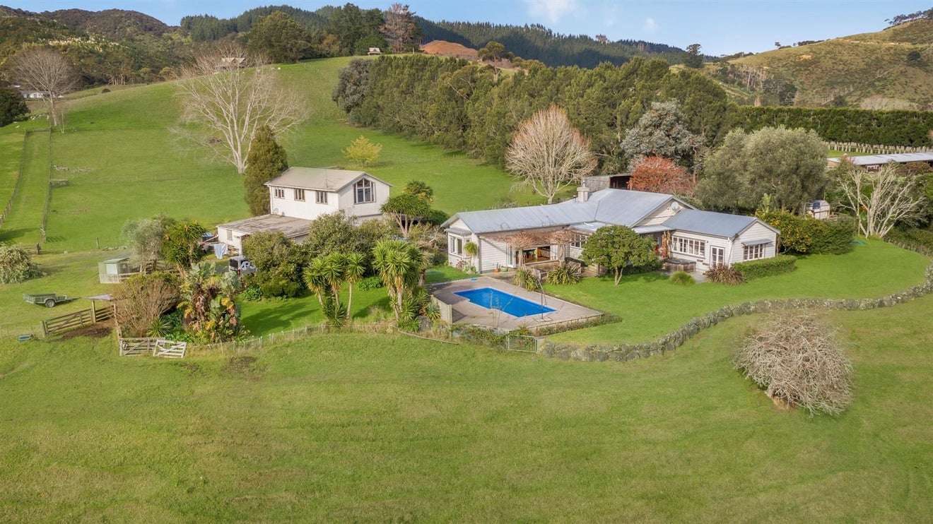 438 Mcnicol Road, Papakura - Carousel 2