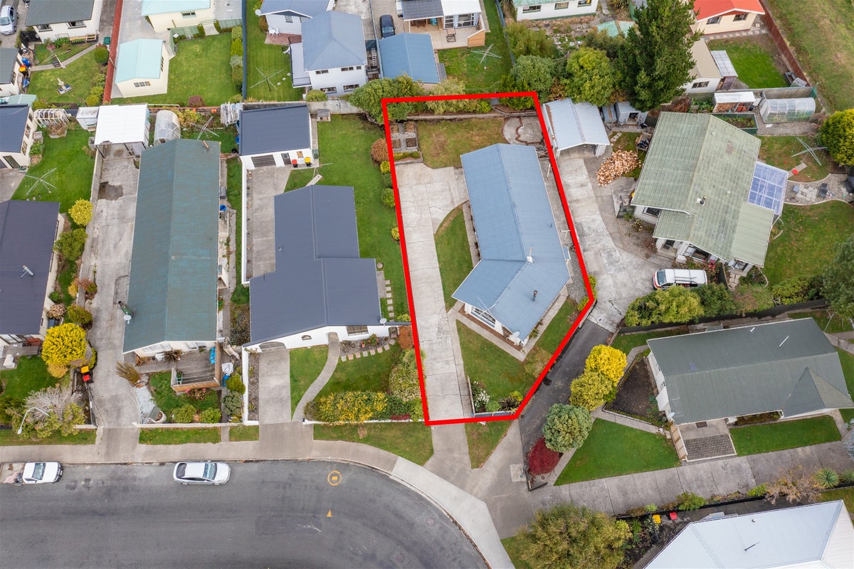 112 Cunningham Crescent, Grasmere, Invercargill - Carousel 2