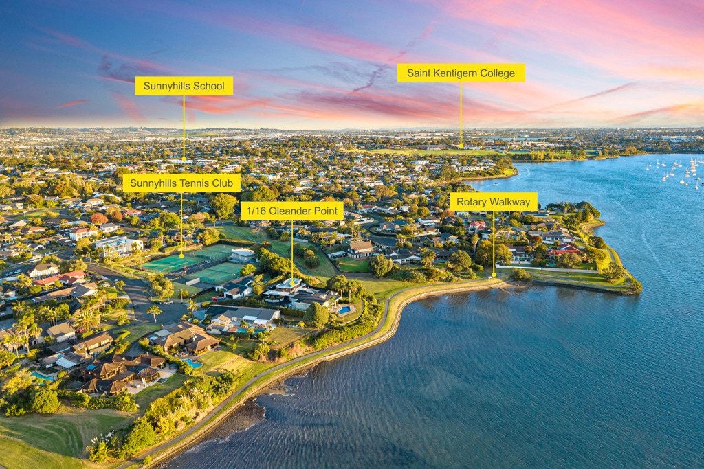 1/16 Oleander Point, Farm Cove, Auckland - Carousel 31
