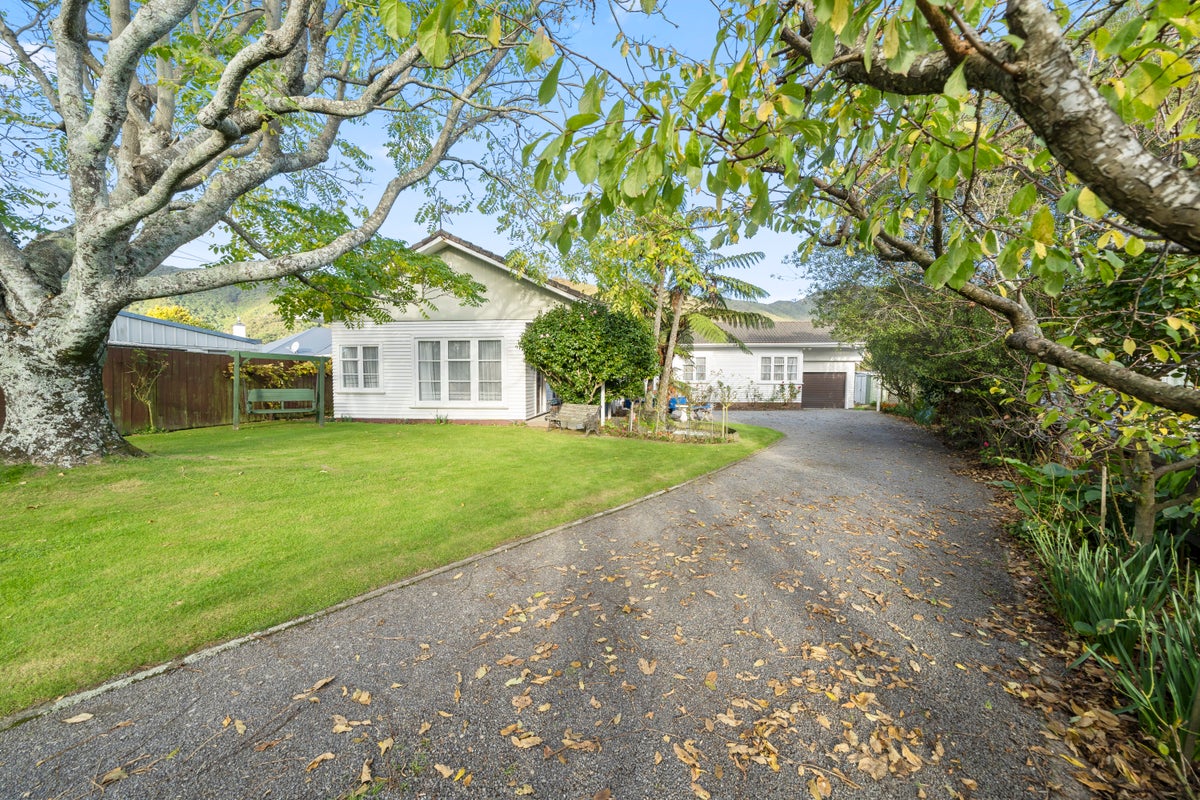 254 Waiwhetu Road, Waterloo, Lower Hutt - Carousel 1