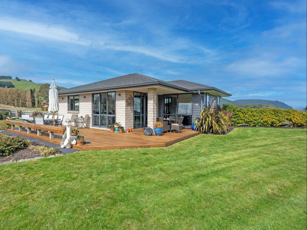 20/500 Kinloch Road, Kinloch, Taupo - Carousel 1