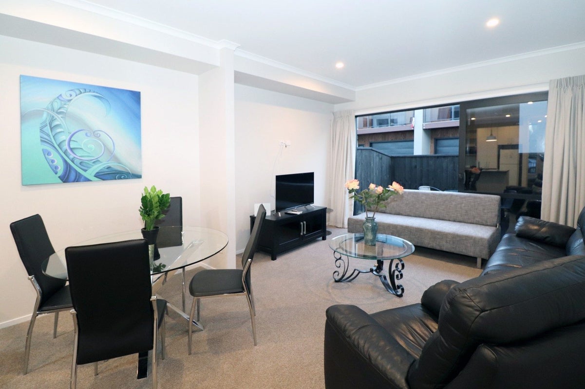3/13 Beale Street, Hamilton East, Hamilton - Carousel 2