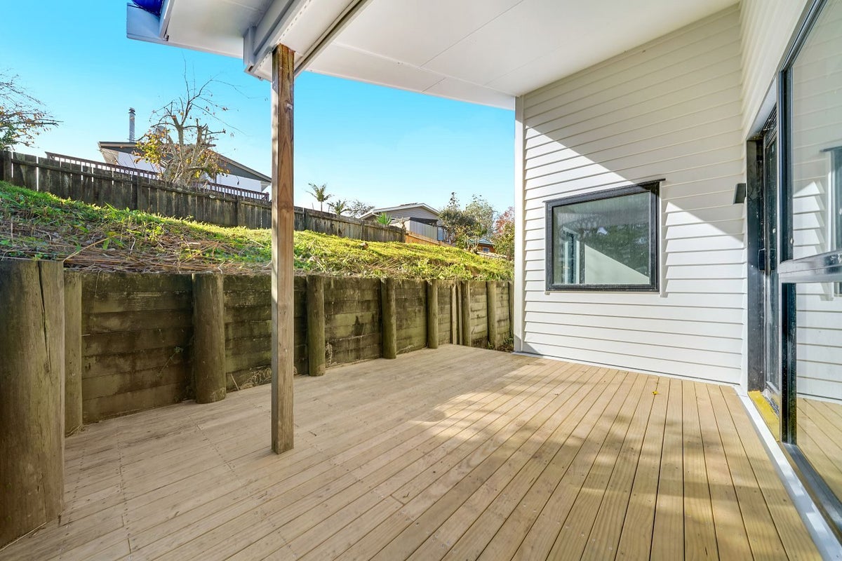 25A Routley Drive, Glen Eden, Auckland - Carousel 2