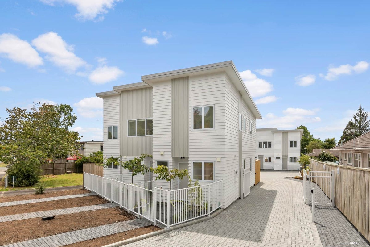 53 Swanson Road, Henderson, Auckland - Carousel 1