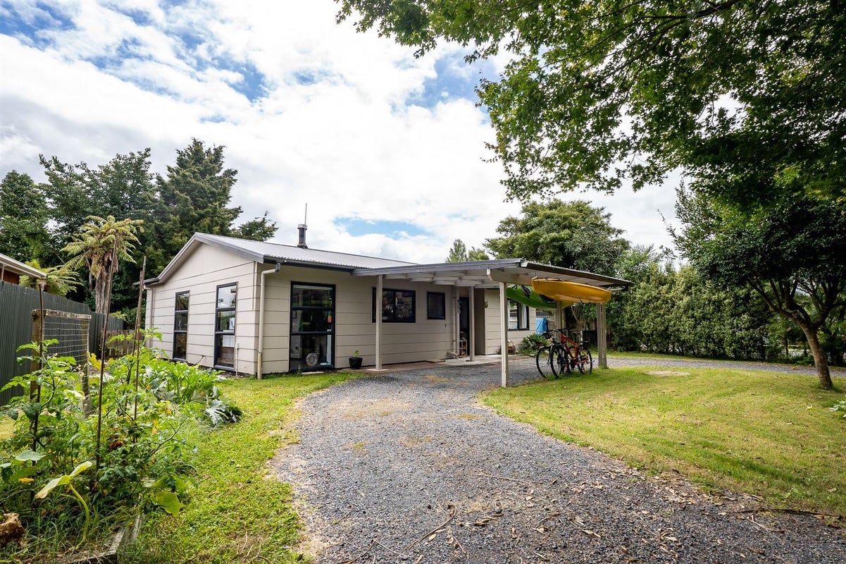 715 Crozier Street, Pirongia, Pirongia - Carousel 2