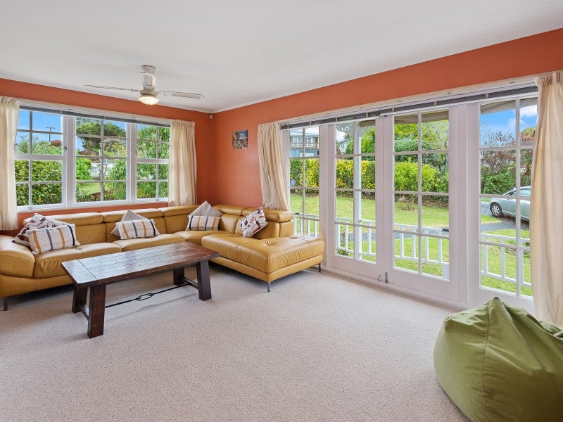 31 Clotworthy Crescent, Onerahi, Whangarei - Carousel 2