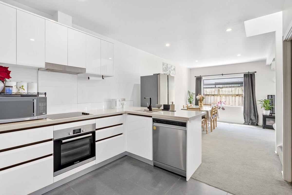 3/36 Blackburn Street, Frankton, Hamilton - Carousel 1