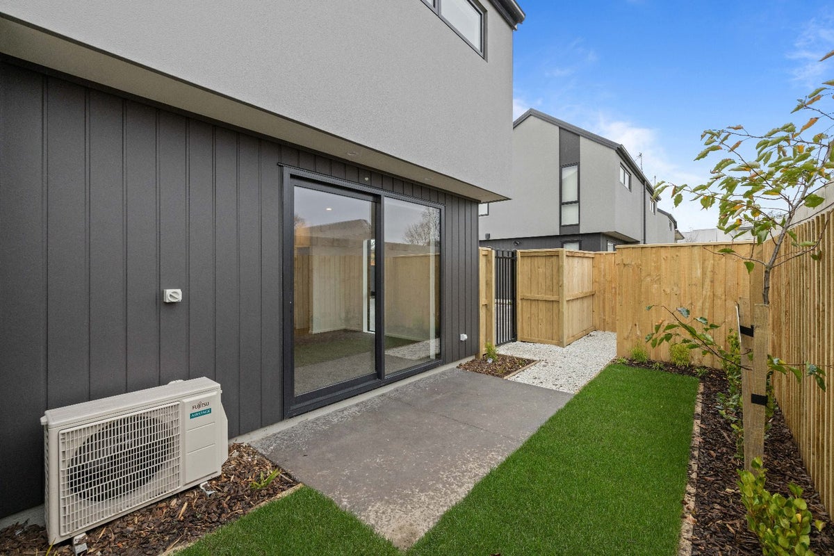 4/80 Harman Street, Addington, Christchurch - Carousel 8