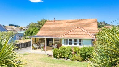 20 Broughton Street, Whanganui East, Whanganui - Carousel 1
