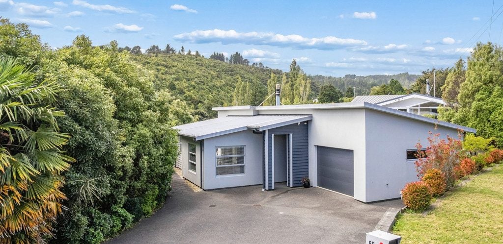 65 Plateau Road, Te Marua, Upper Hutt - Carousel 1