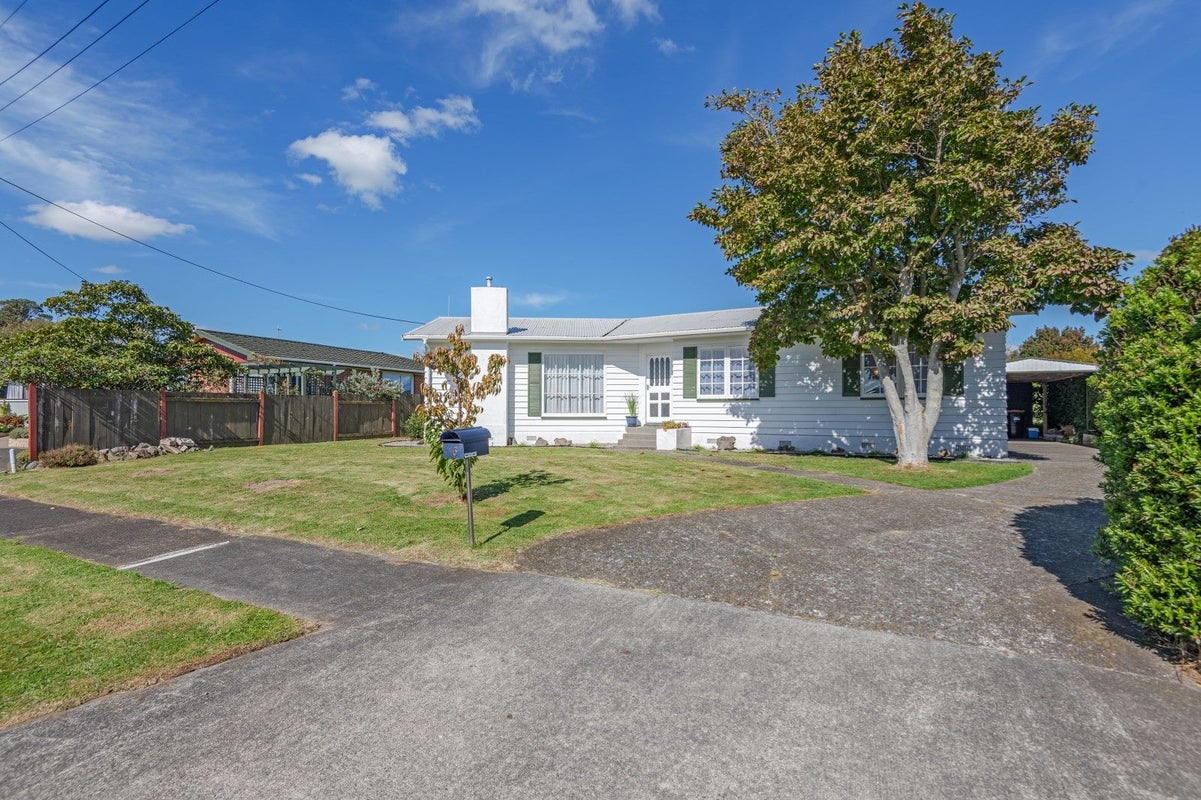 16 Hurley Place, Awapuni, Palmerston North - Carousel 14