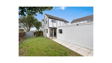 1/45 Astley Avenue, New Lynn, Auckland - Carousel 1