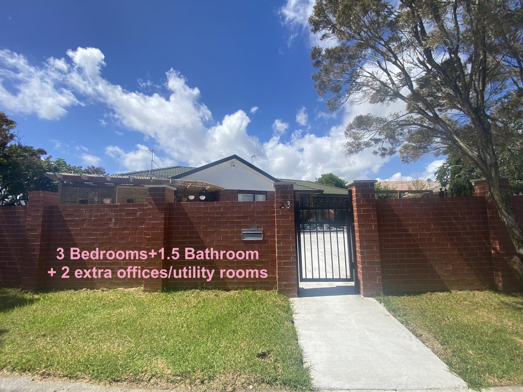 23 Elderberry Road, Burswood, Auckland - Carousel 1