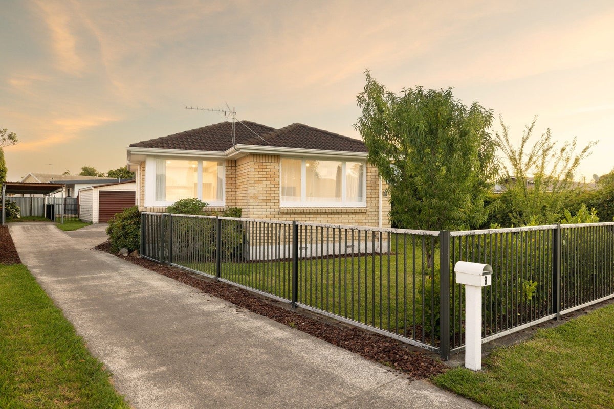 8 Ryan Avenue, Chartwell, Hamilton - Carousel 1