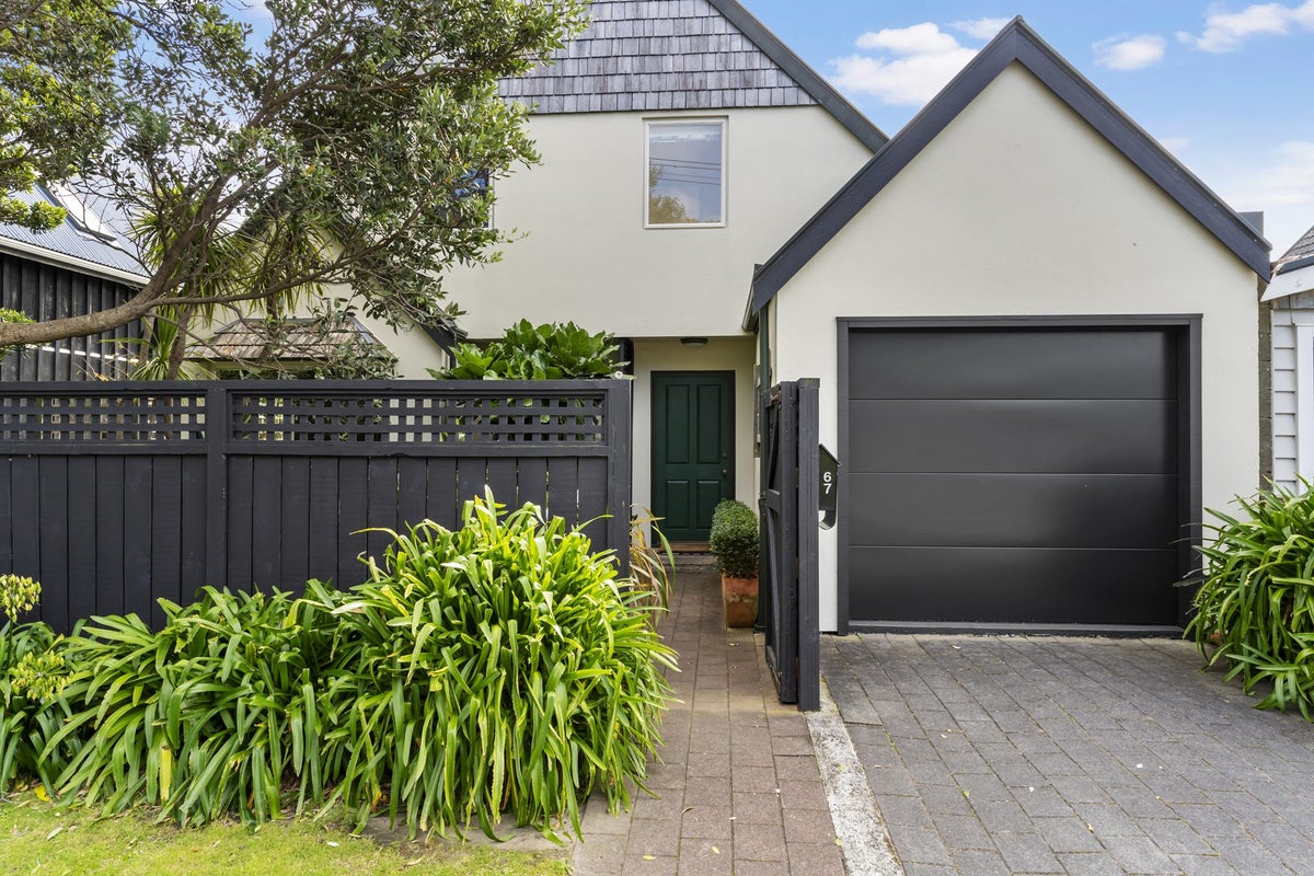 67 Ludlam Street, Seatoun, Wellington - Carousel 1