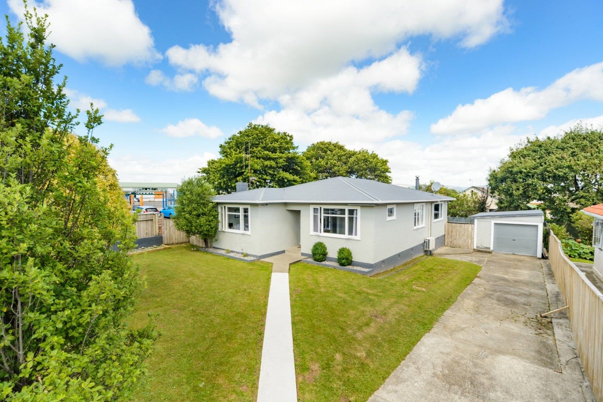 34 Kipling Street, Roslyn, Palmerston North - Carousel 2